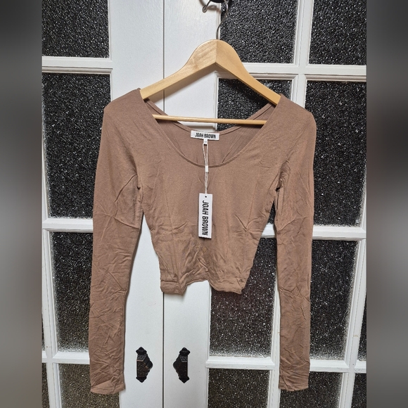 Joah Brown Nude Scoop Neck Long Sleeve Sienna S/M subtle shine - Picture 5 of 7